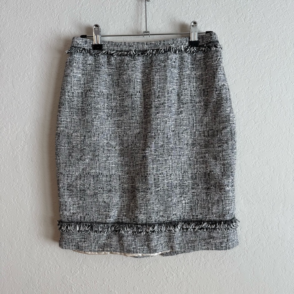 Yoana Baraschi Gray Tweed Pencil Skirt with Fringed Trim